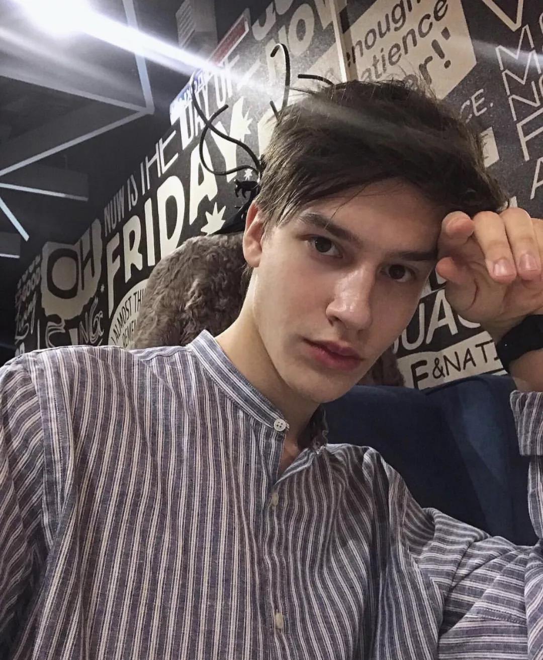 俄罗斯尤物男孩|一个性冷淡和阳光兼具的Boy-