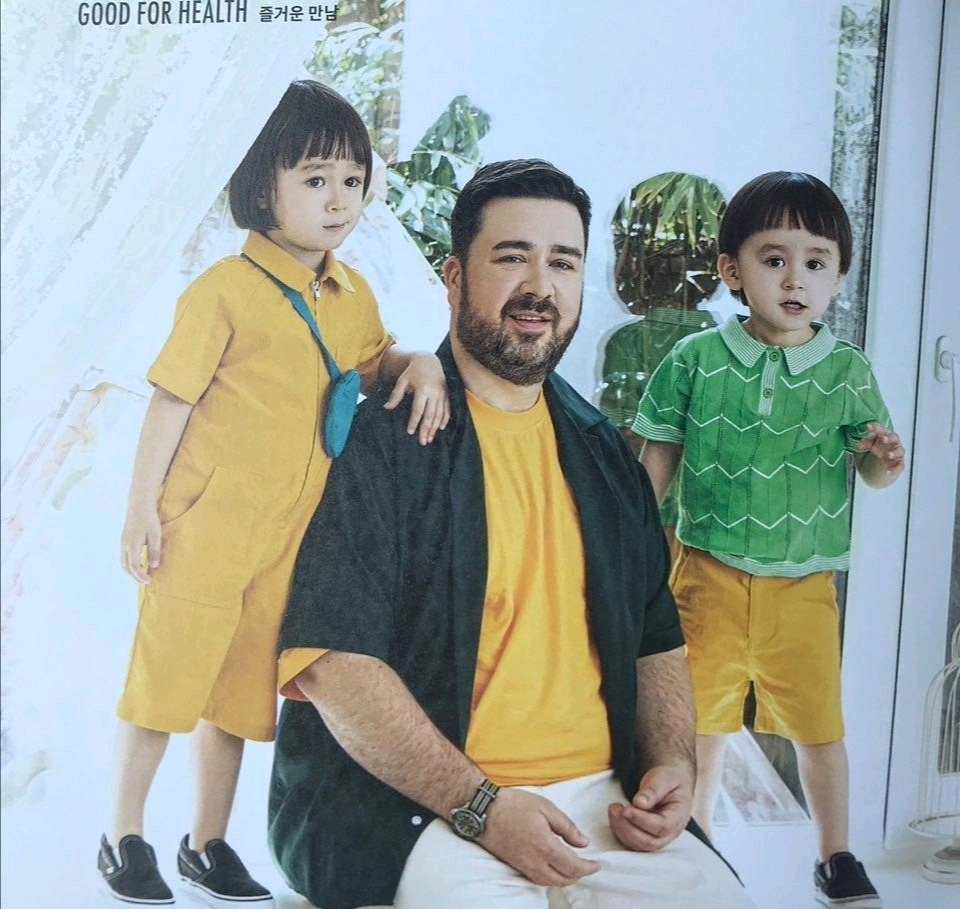 威廉本特利ins更新,粉丝喊话感谢父亲母亲