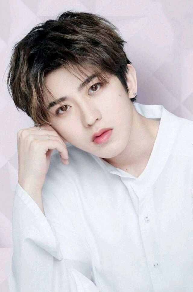 蔡徐坤告B站告错公司,从原告变成被告,网友:戏