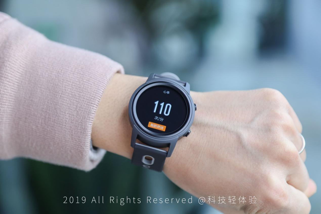 专注无器械健身训练,云麦智能训练手表体验