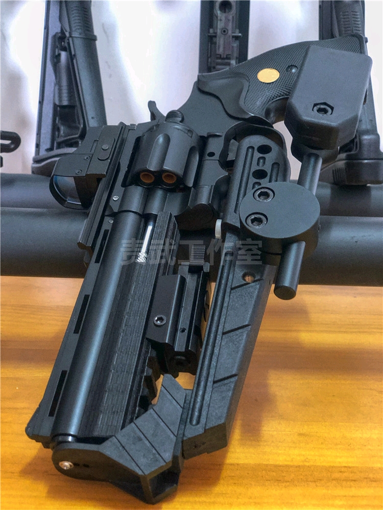 人物胡扯武器:awm手动步兵狙击铳,hk416自动步兵铳,沙漠之鹰,战术左轮