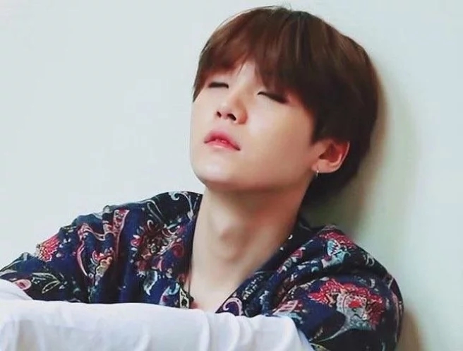 【防弹少年团×闵玧其】错过（暗恋，微虐）