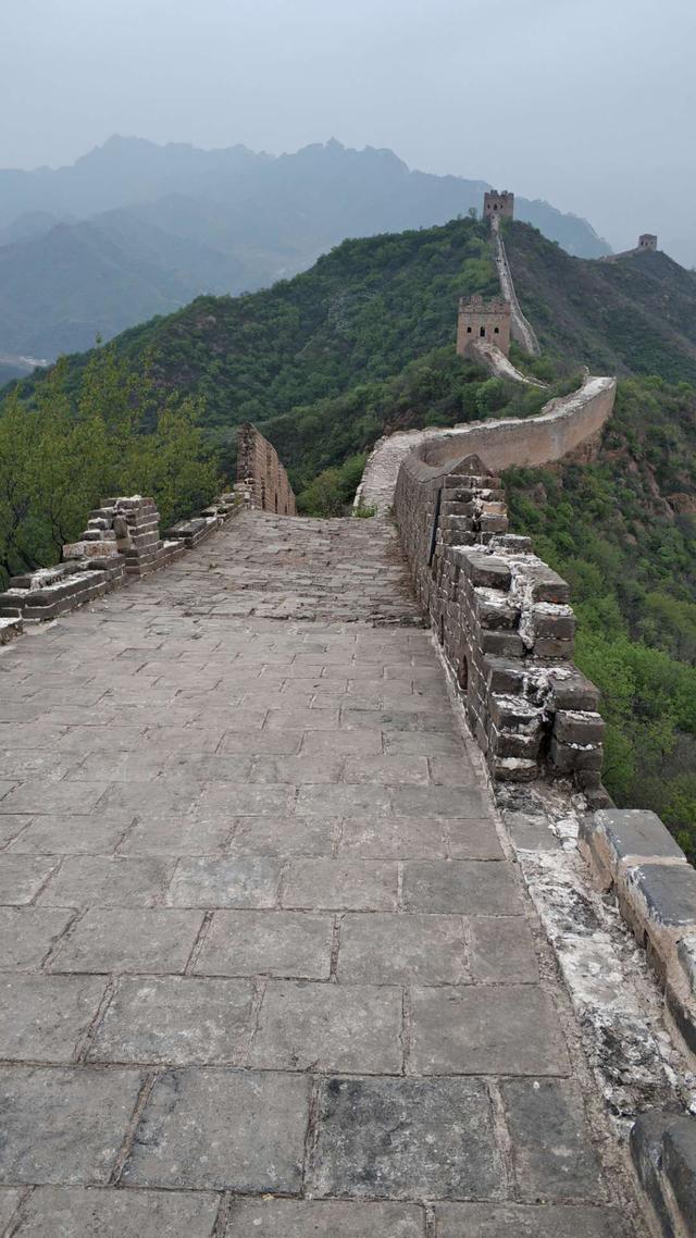 一个外国人必去的长城你去过吗?人均300无堵
