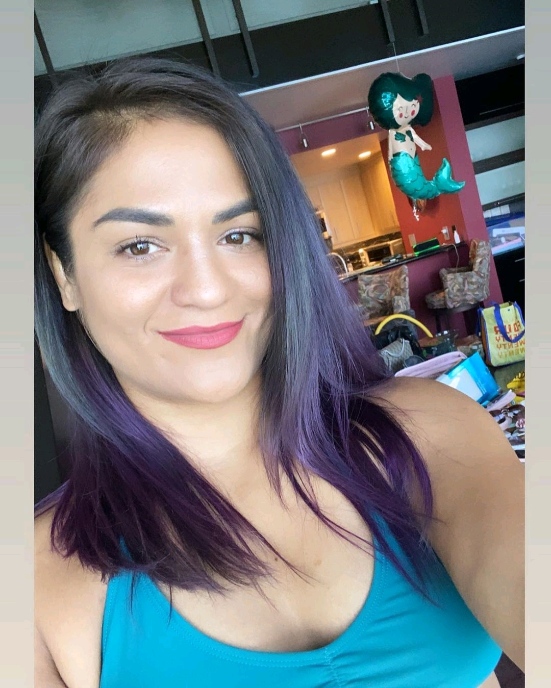 ufc女子蝇量级选手辛西娅卡尔维洛ins照片自取