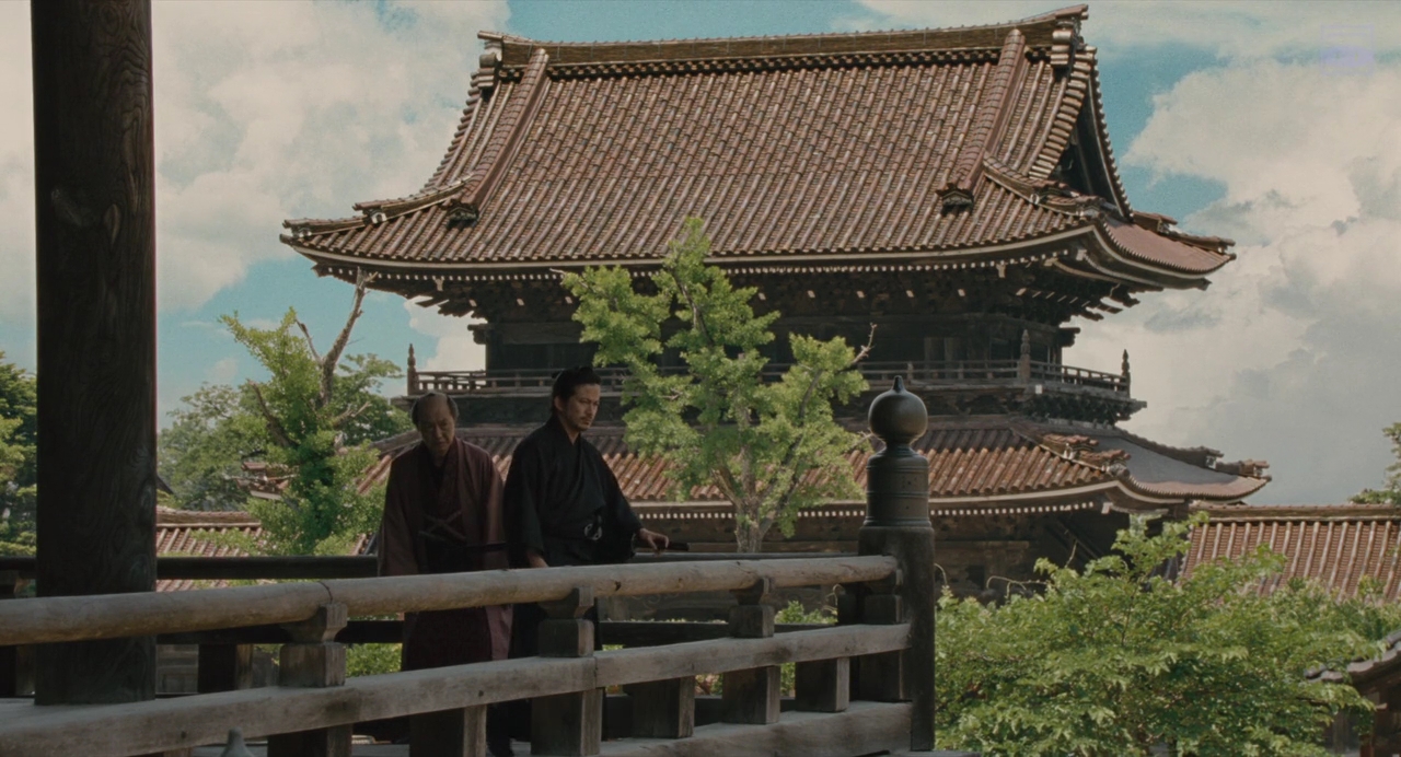 《椿花散落》:与亡妻的约定