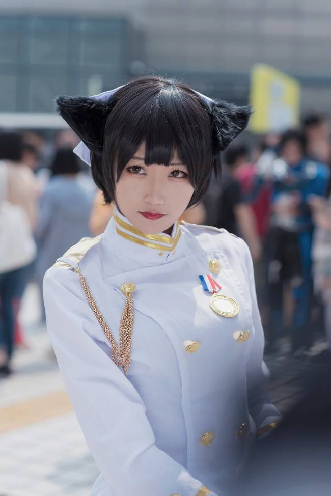 碧蓝航线高雄獒cosplaycn三笑