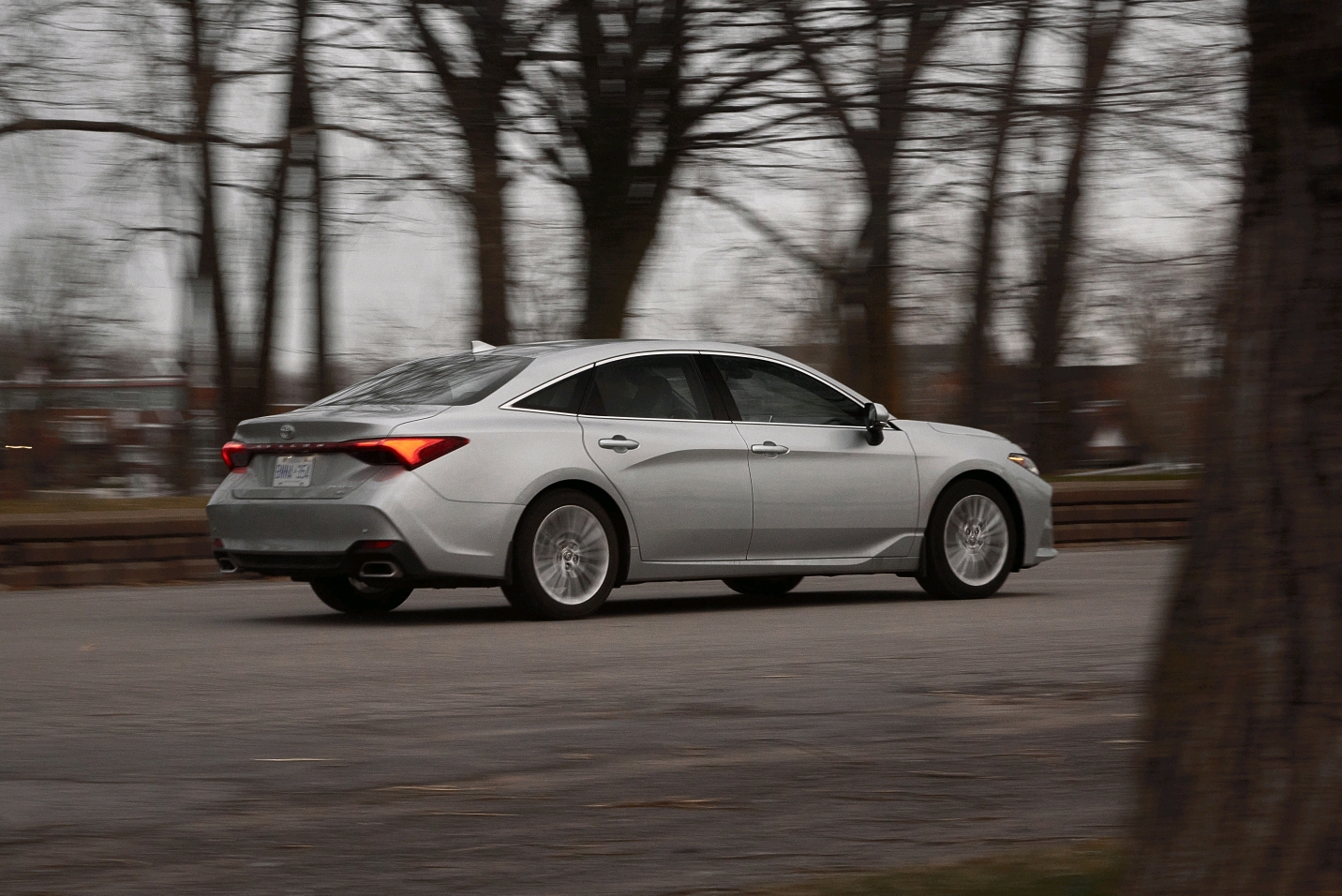 2021 丰田 亚洲龙 limited awd