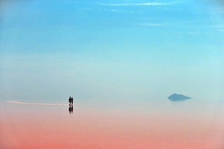 我用左耳，听你的声音