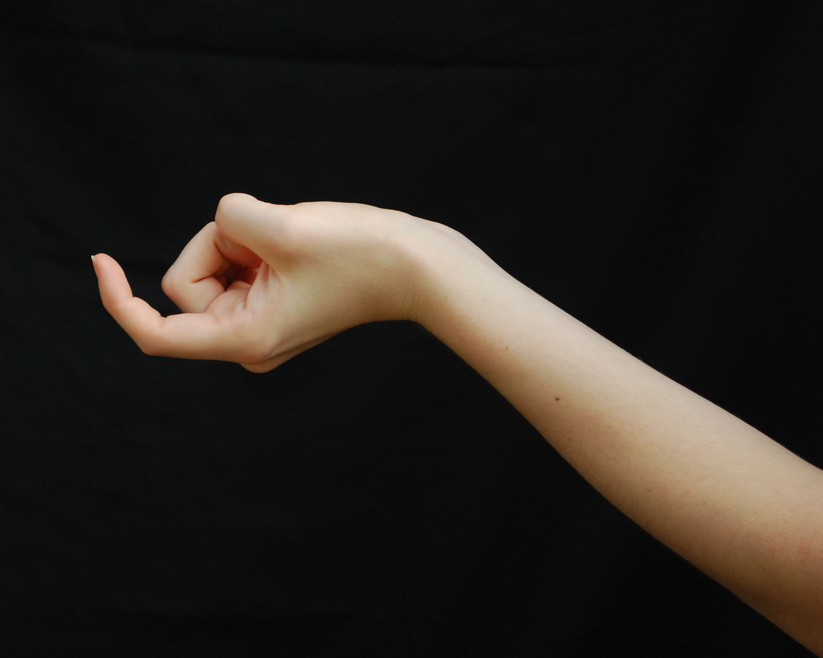 手控福利这是一组相当柔美的女生手部真人参考素材哟