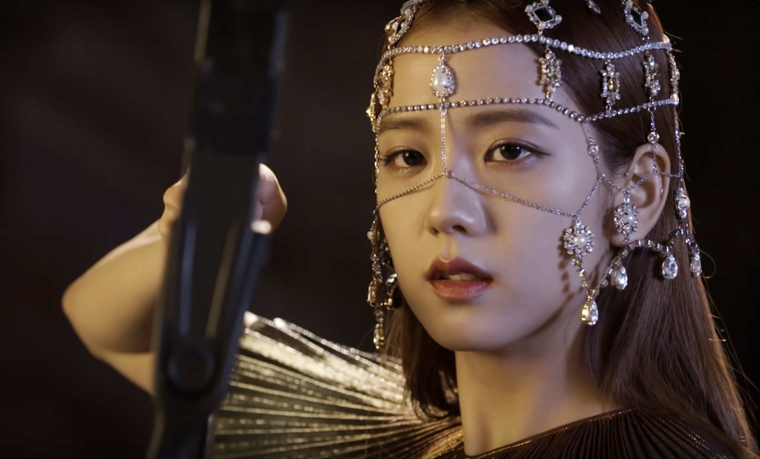 粉墨将在音乐中心首次直播表演killthislove和dontknow