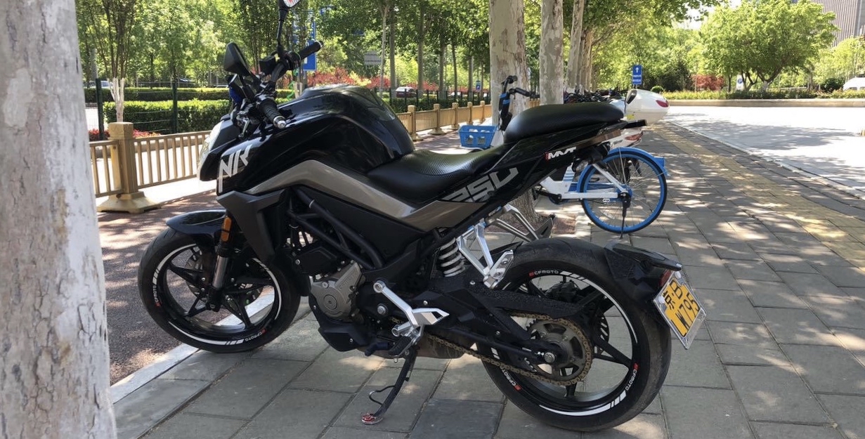 春风250nk幼狮250gsx250rcb190暴风眼骑行感受来看看怎么样吧