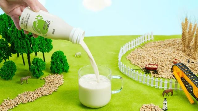 访谈|奥麦星球创始人黄昊鸣:植物奶存在把牛奶品类重塑升级机会