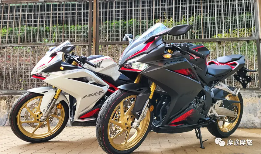 250cc仿赛王者 21本田cbr250rr新车抵港 哔哩哔哩