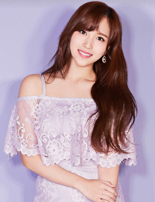 优雅黑天鹅――名井南