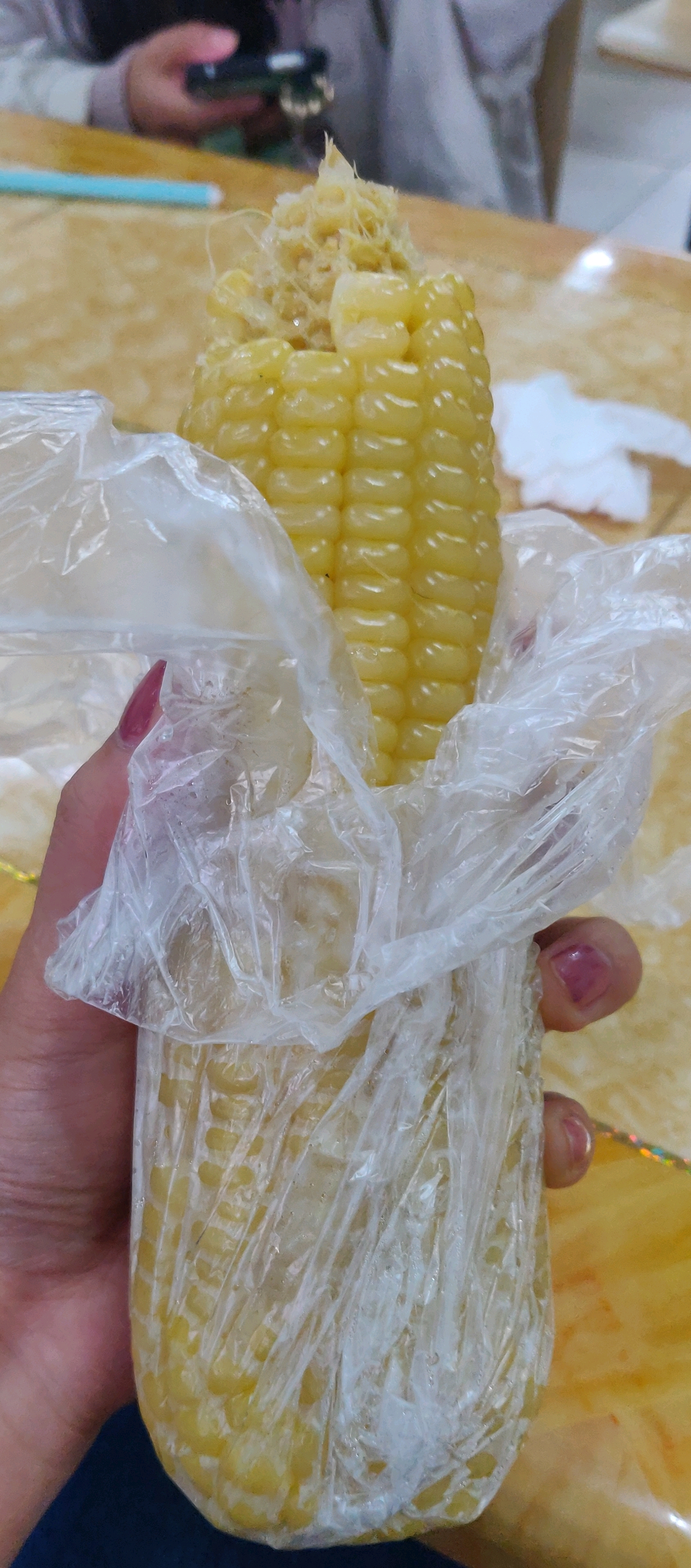 一食堂大玉米一根