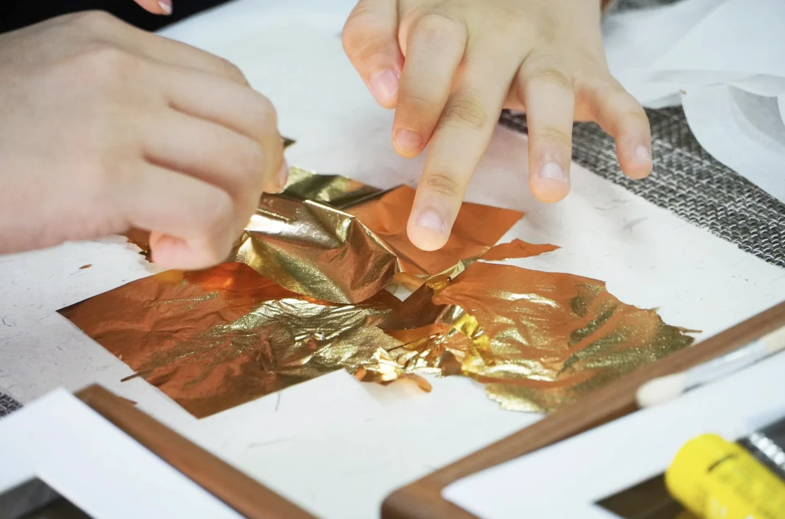 DIY手作上新丨以箔为墨，体验一次烁金流光的非遗浪漫！ - 哔哩哔哩