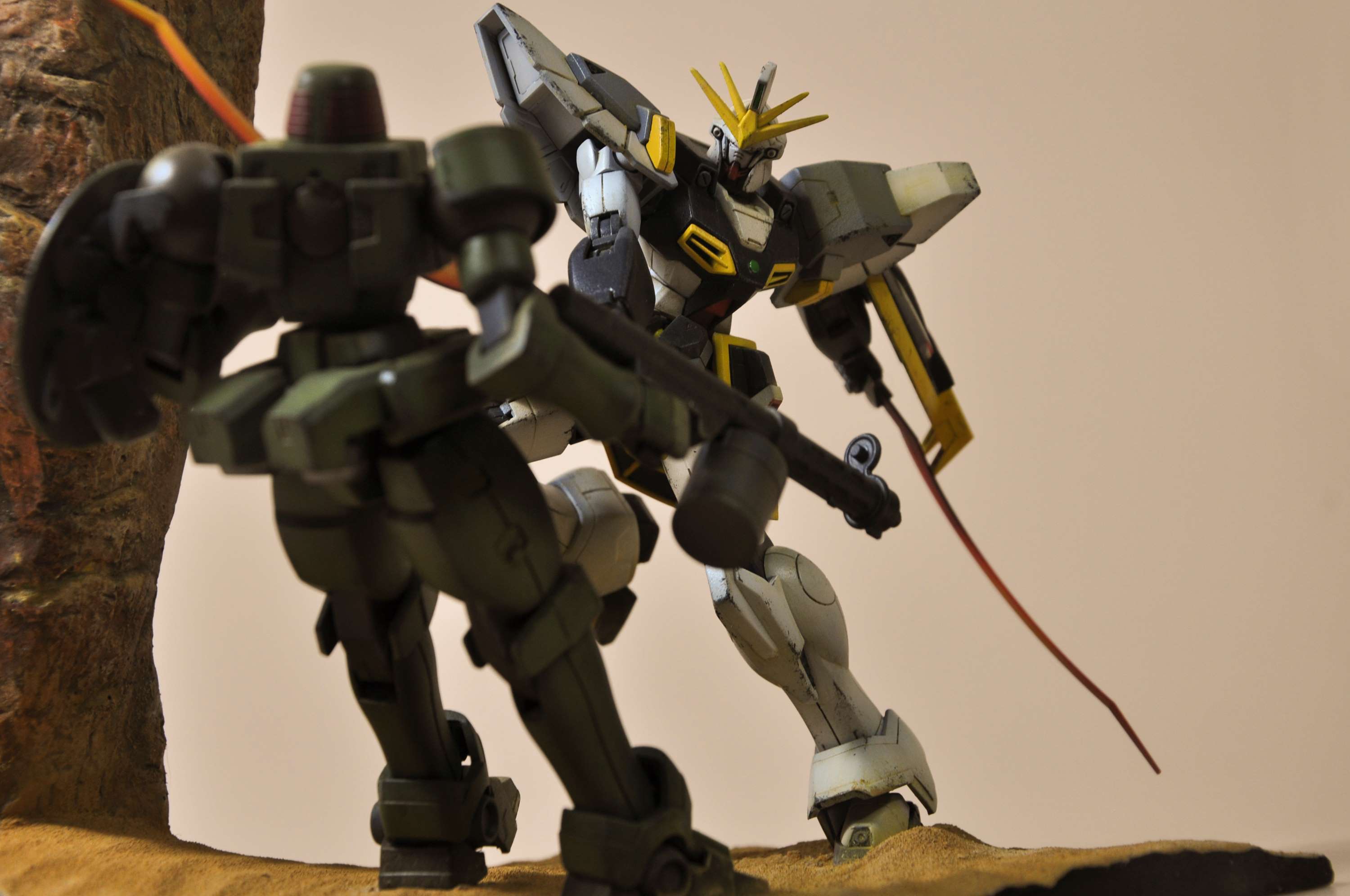 达人佳作hg沙漠高达场景