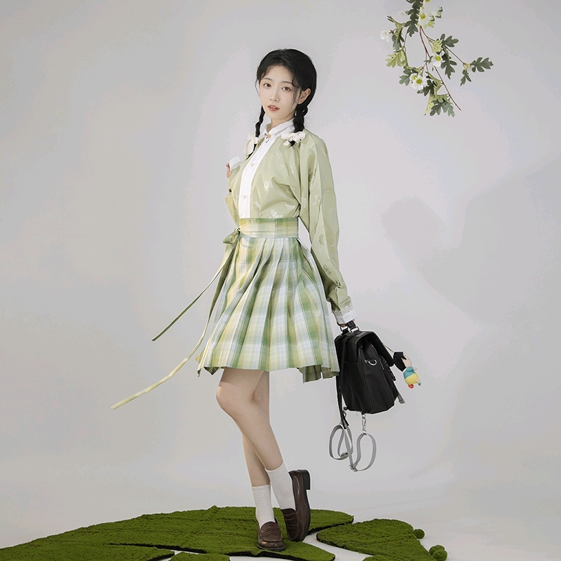 每日汉服上新(67)超白菜绝美格子马面裙!只要四十块!