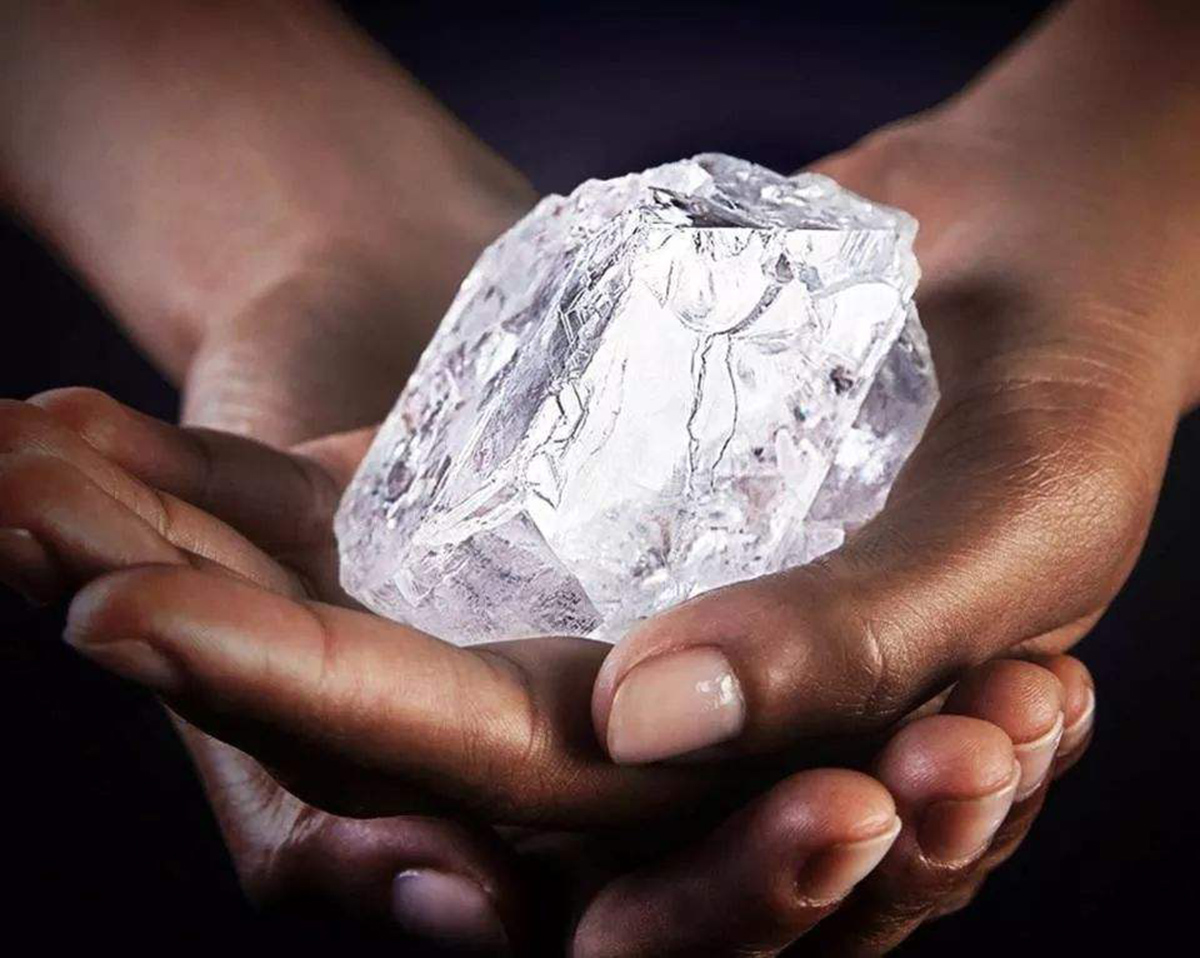 戴比尔斯：全球近40%的钻石开采与贸易 - 知乎
