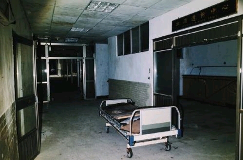废弃医院照片停尸间图片