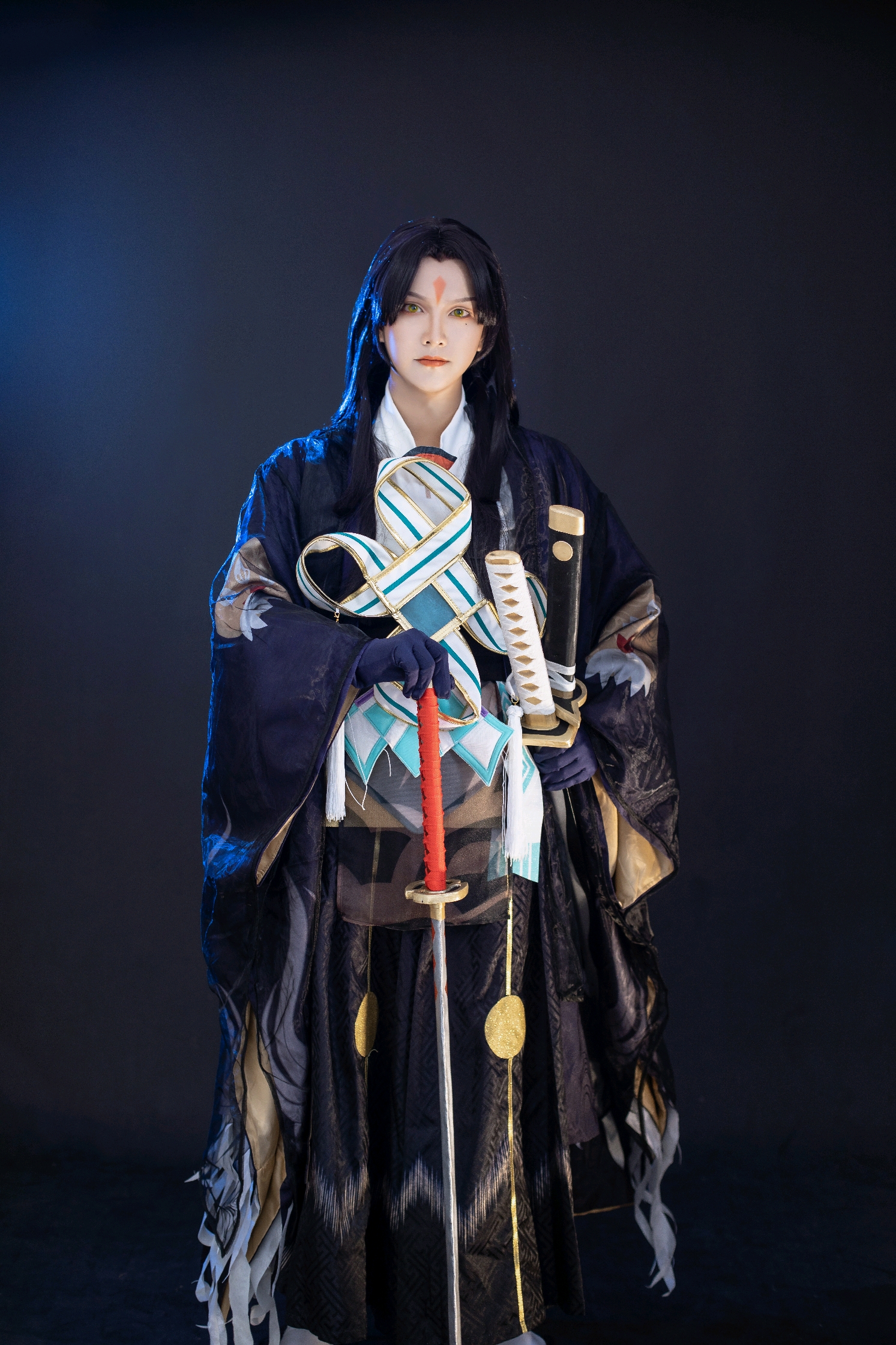 道具@粽子七=a= 服装:三分妄想 #阴阳师##阴阳师cos##鬼切cos##龙胆霖