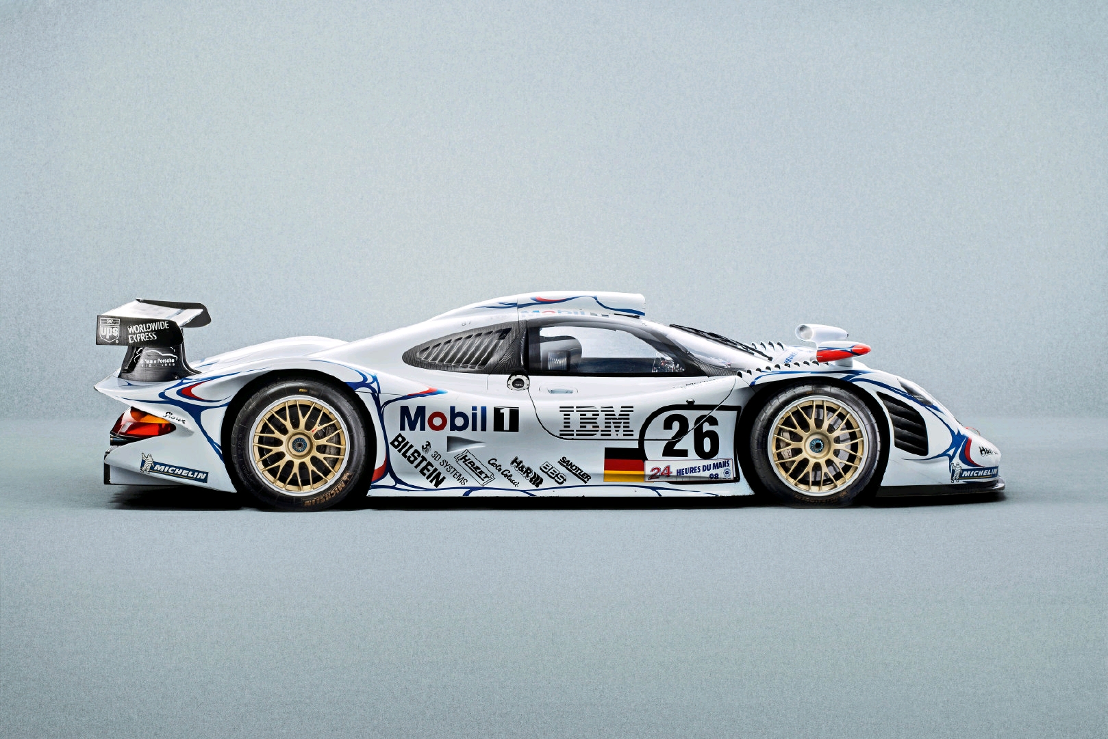 保时捷911 gt1