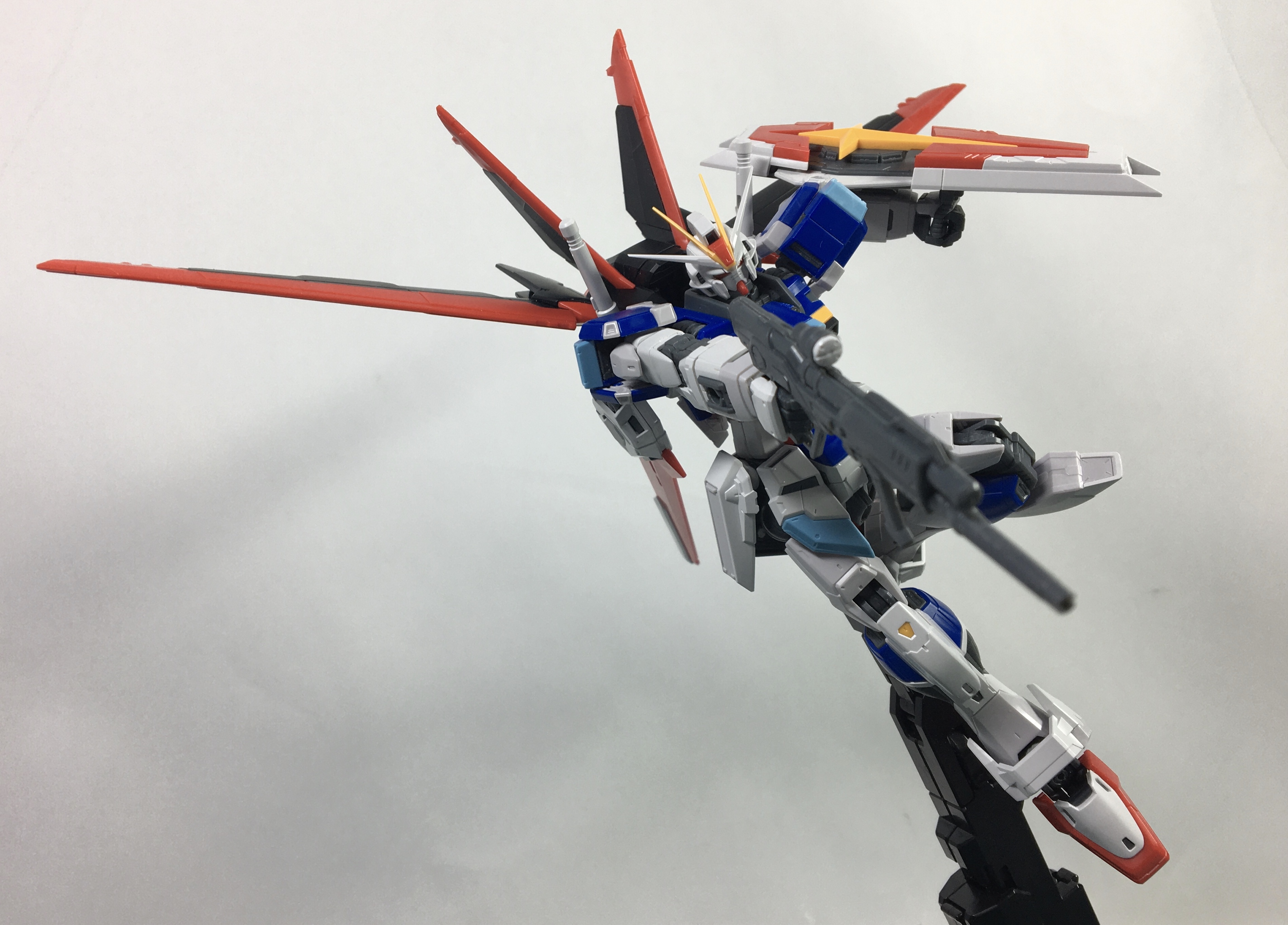 【模玩测评】万代rg脉冲高达槽点简评