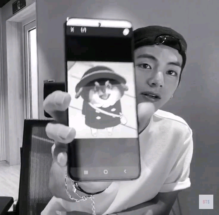 快乐小孩金碳尼