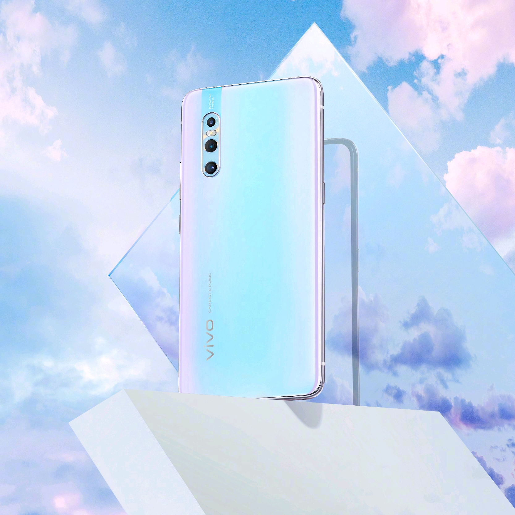 今天小米官方微博放出CC9真机照.有没有觉得