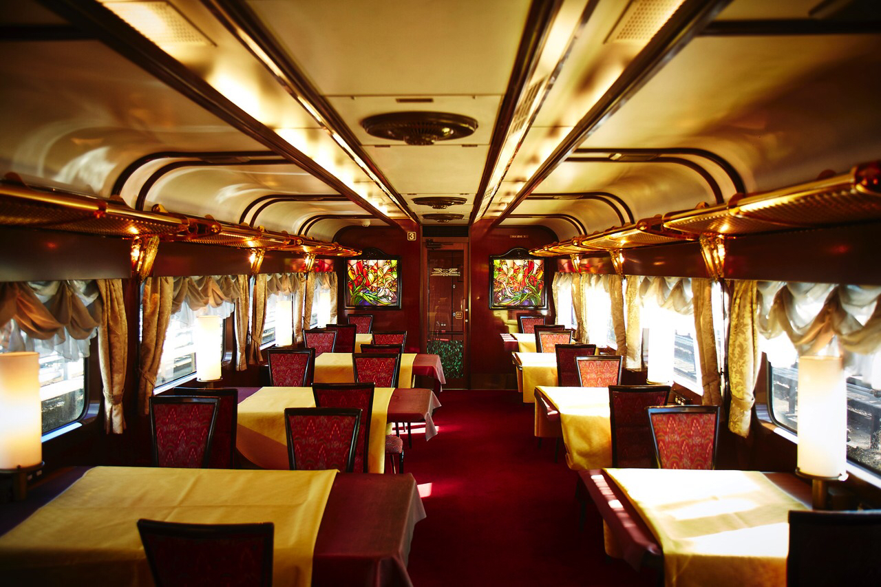 日本现存唯一固定运行的寝台列车：星级酒店服务Sunrise濑户·出云号_lounge