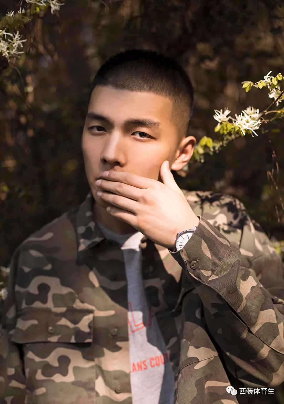 李正浩 这位超帅的寸头小哥哥还是个00后!