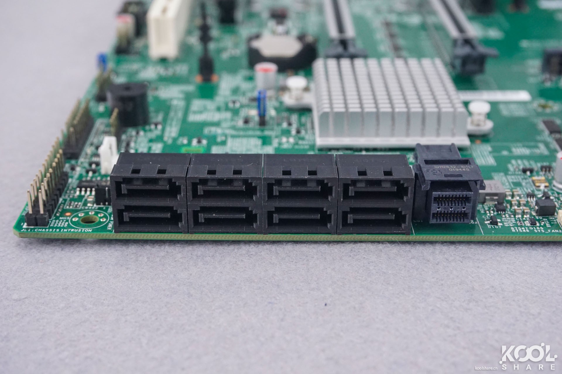 超微 Supermicro X11SCAF C246芯片组 主板 评测 哔哩哔哩