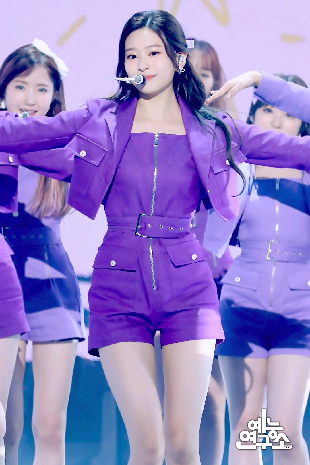 izone音乐中心更新舞台照200228