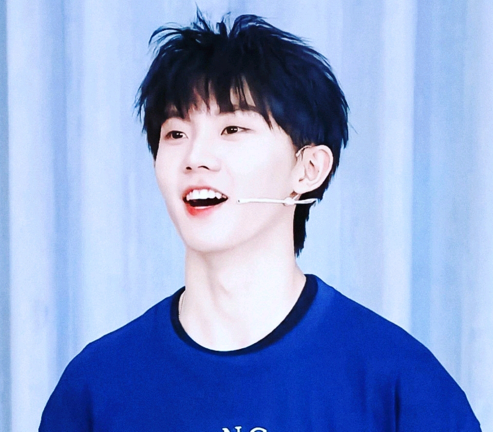 祺祺舞台饭拍 哔哩哔哩