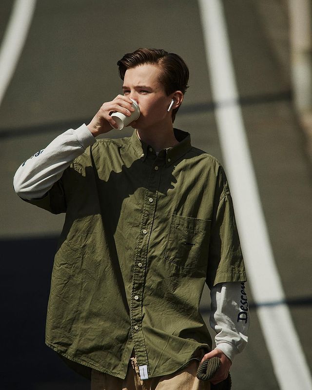 入秋必备实用单品,打造酷帅有型的秋季穿搭