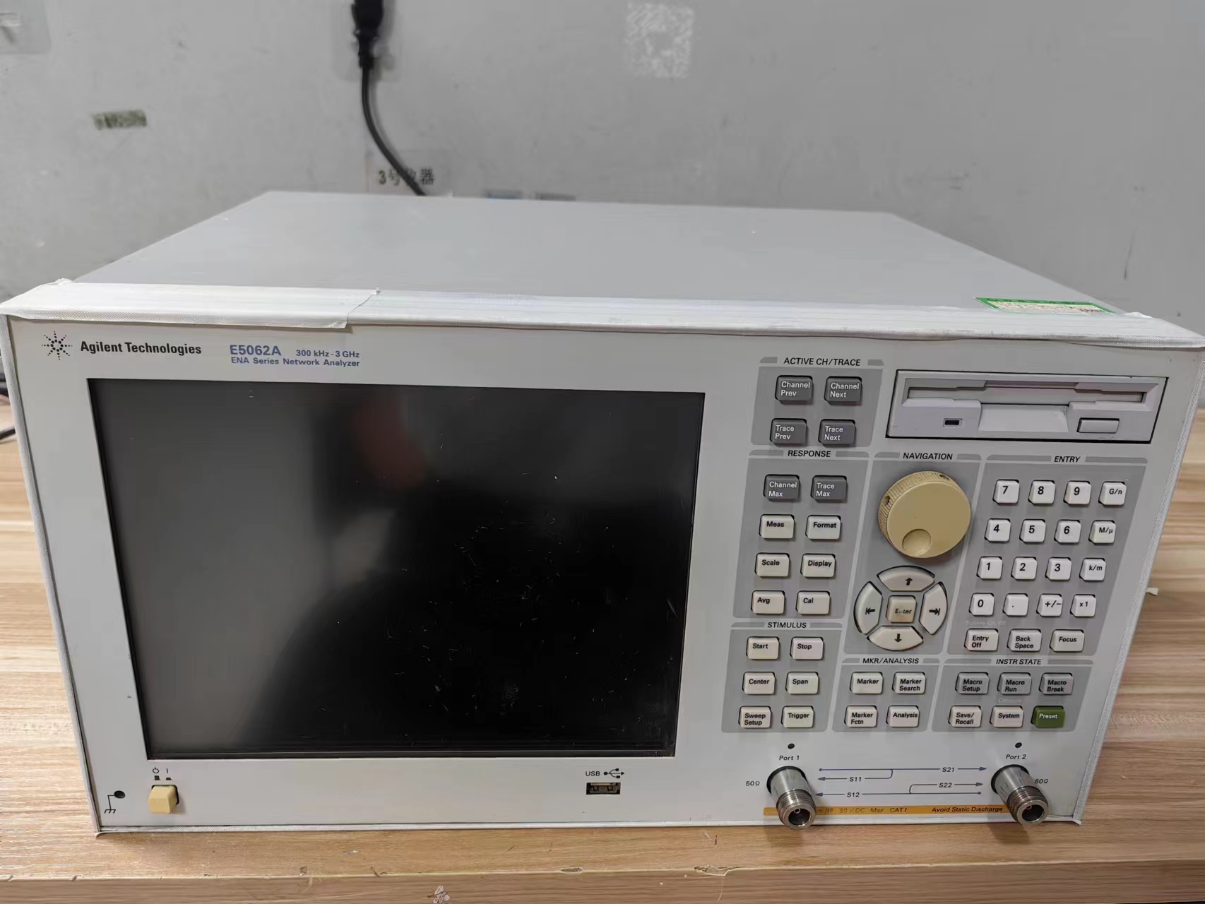 Agilent E5062A 3GHz ENA L Agilent e5062a 3ghz ena l