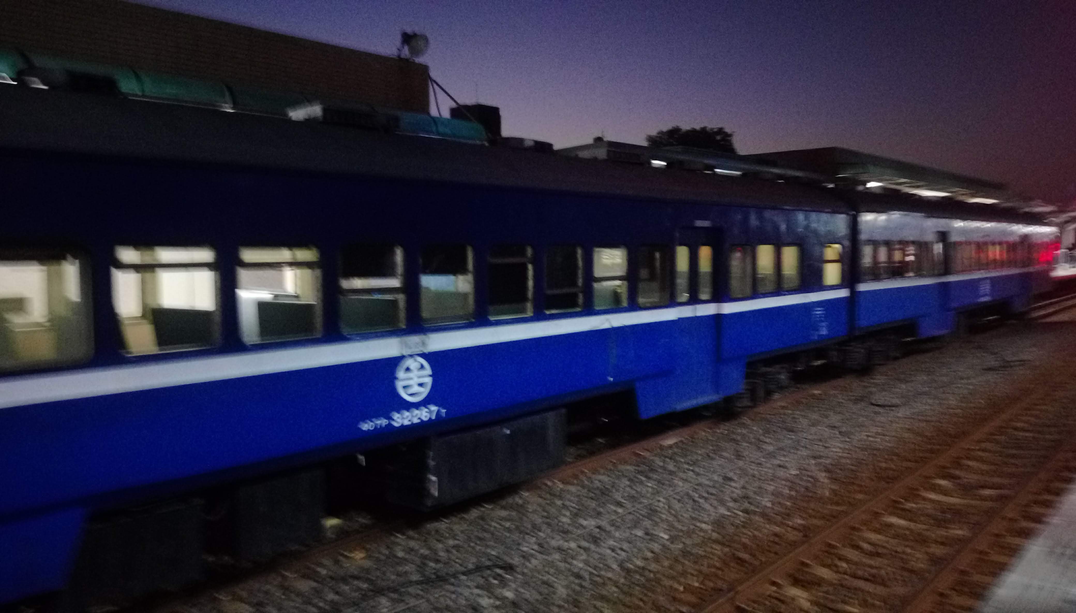 台铁车辆:普快车