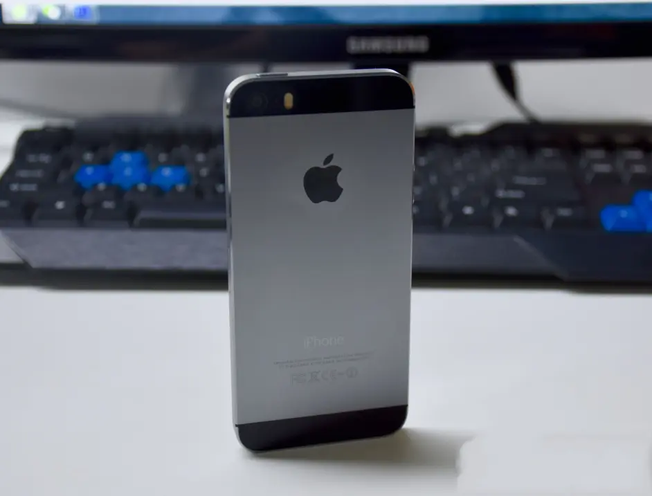 颠覆我们的想象 Iphone 5s依旧流畅 这才是经典之作 哔哩哔哩