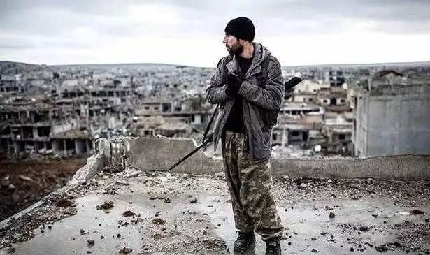 叙利亚狙击手穆萨图片