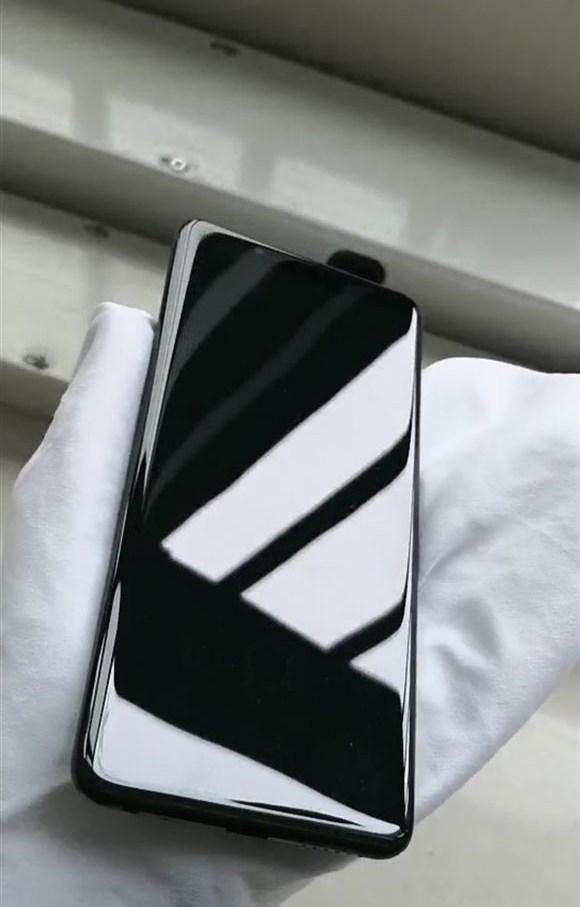 华为p20lite真机曝光, 和其他两个版本相比差远了!