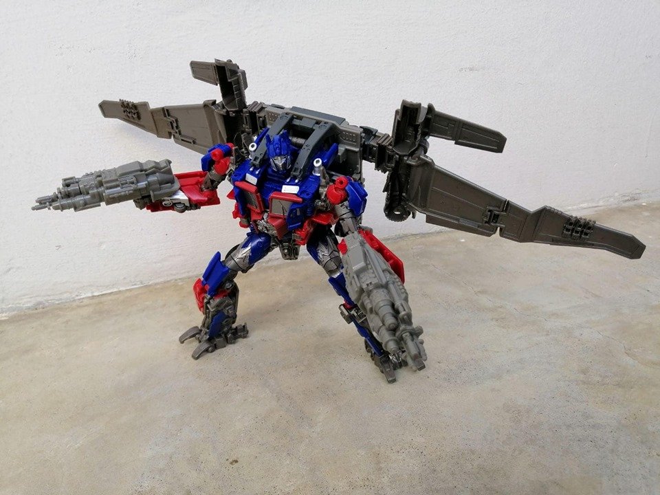 ss-44飞翼擎天柱最新实拍图公布,充满塑料廉价感?