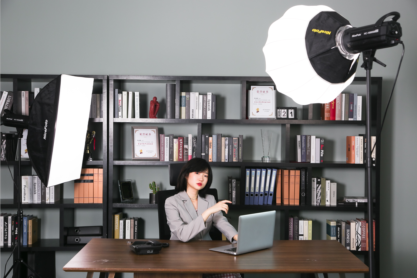 自媒体直播间灯光布置图(一)——新手速成灯光师 - 哔哩哔哩