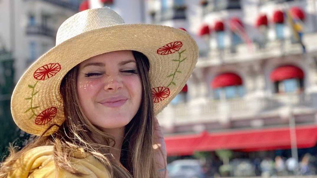 Lana Del Rey 诗集VBBOG翻译 Pt11. My bedroom is a sacred place now 哔哩哔哩