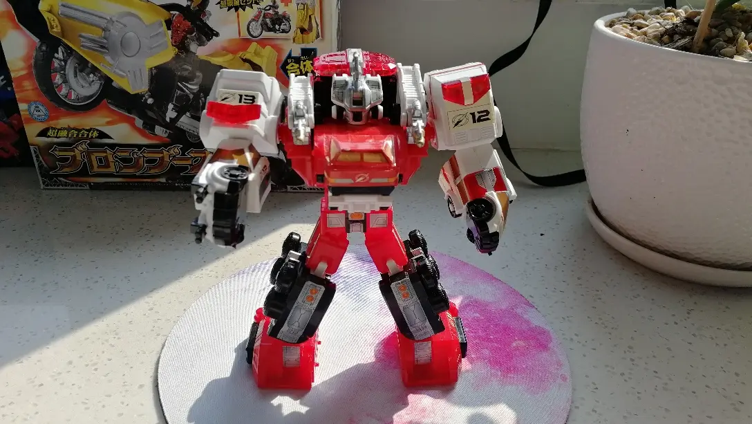 轰轰战队 食玩盒蛋