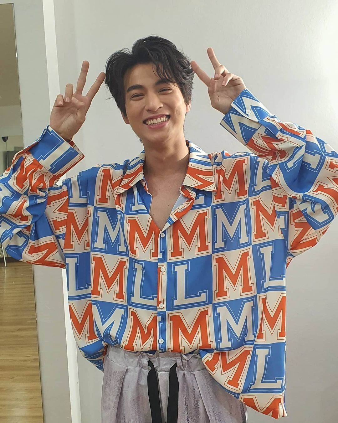 mewgulf | l.o.v.e_prawkanikul | 歌词音译