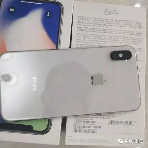 Iphonex 256gb只要6000块 只因摔了一下 齐刘海挂了 哔哩哔哩