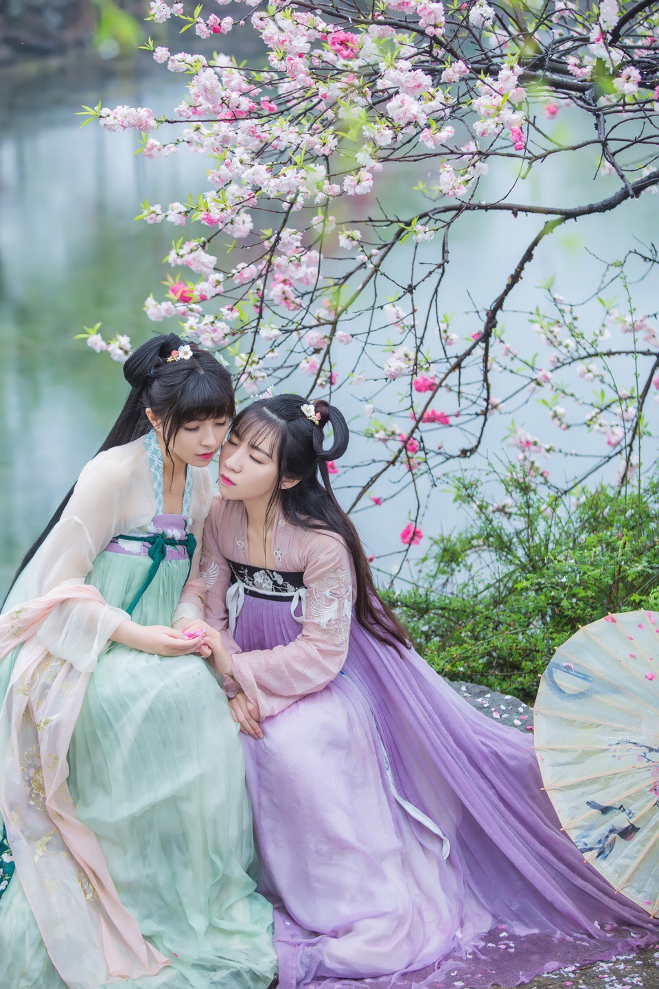 【古装小姐姐】第四十一期 灿如春华,皎如秋月.