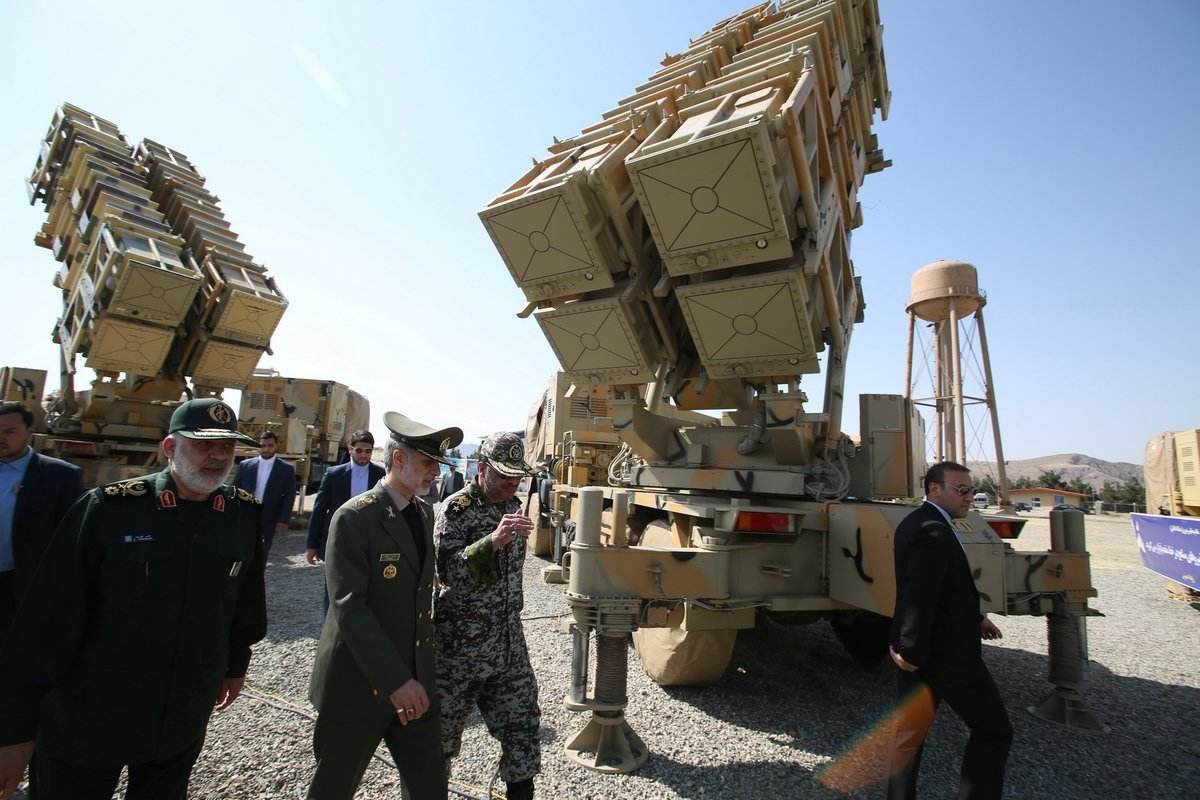图为伊朗防空导弹发射架