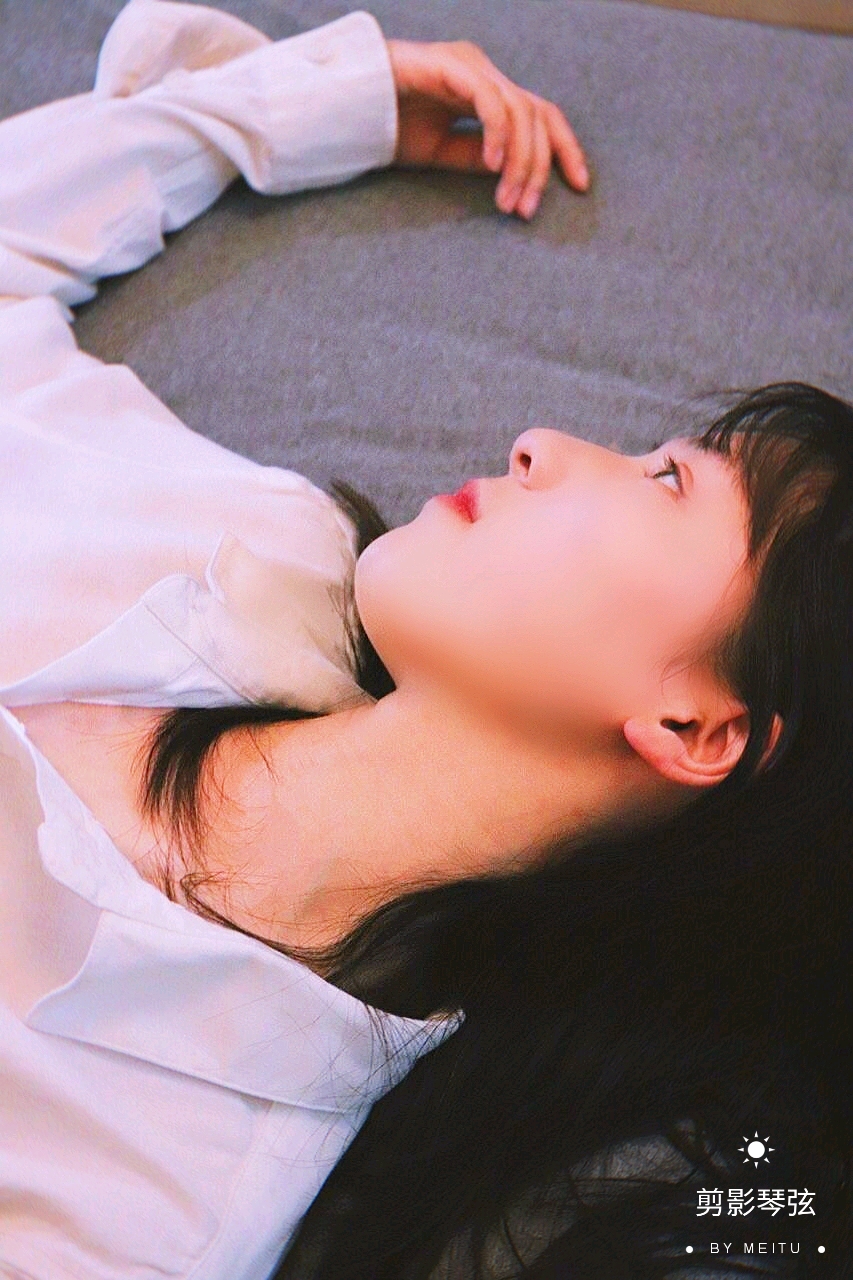 这是我用gnz48石竹君的自拍修过的图片