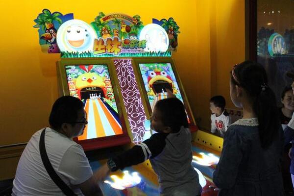 PG电子官网- PG电子试玩- PG电子APP下载年轻人开始在游戏里闷声发财？只因门槛低到离谱日赚200多